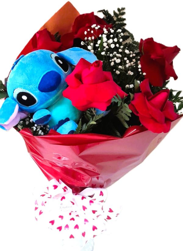 Ref 259 BUQUÊ MIMO AZUL OU ROSA,COM PELÚCIA STITCH - Imagem 3